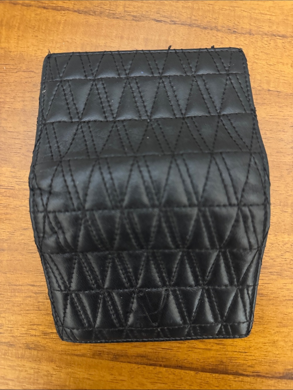 Versace Black Quilted Leather Women's Wallet (Missing front "V") - Picture 4 of 8